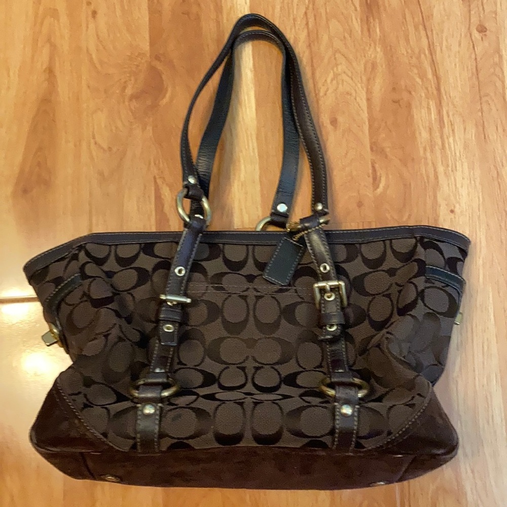Chocolate Brown COACH Purse Signature Design